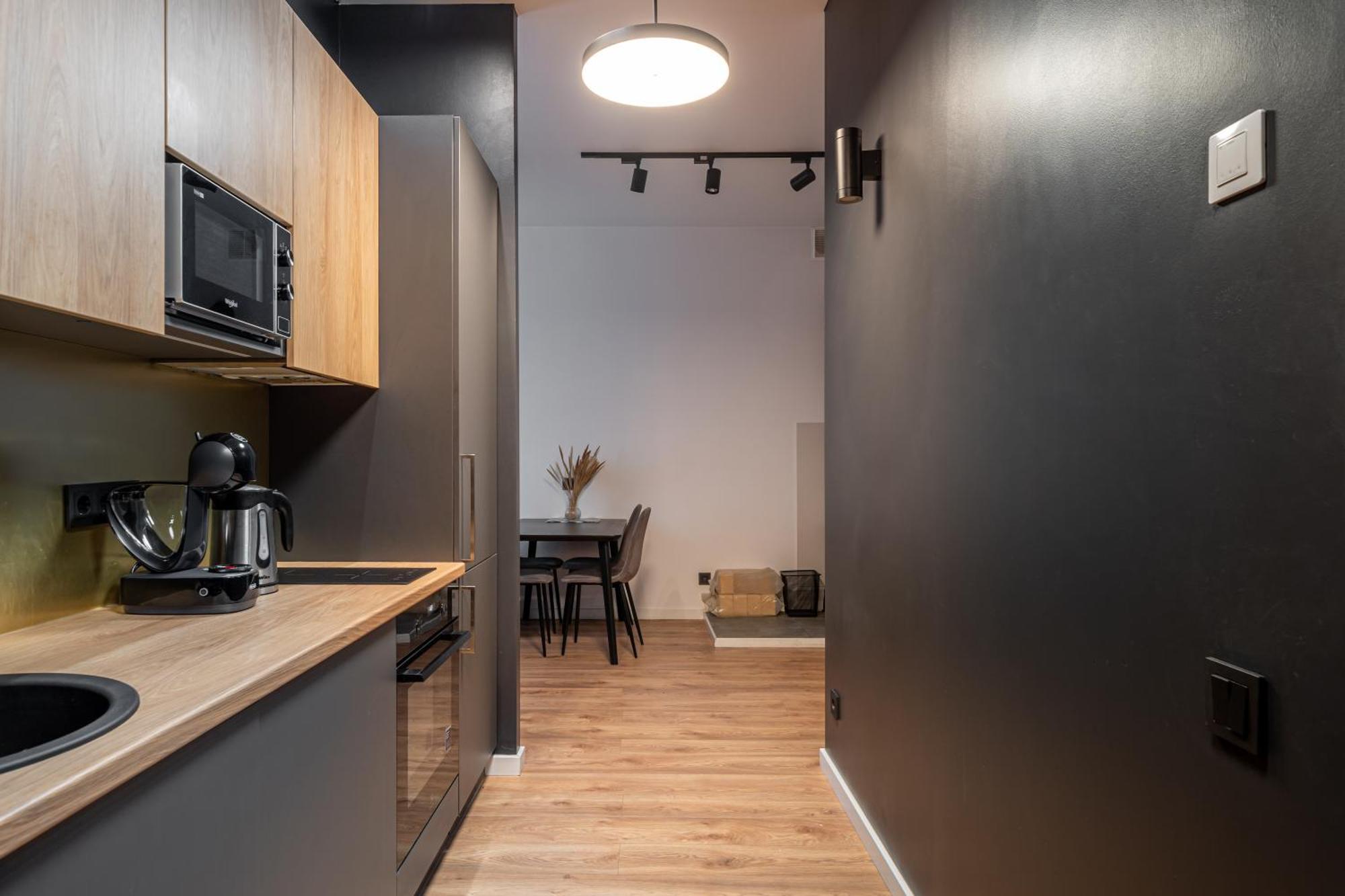 Lienes Iela Gem 1Br Apartment With Fireplace In Historic Unesco Center 리가 외부 사진