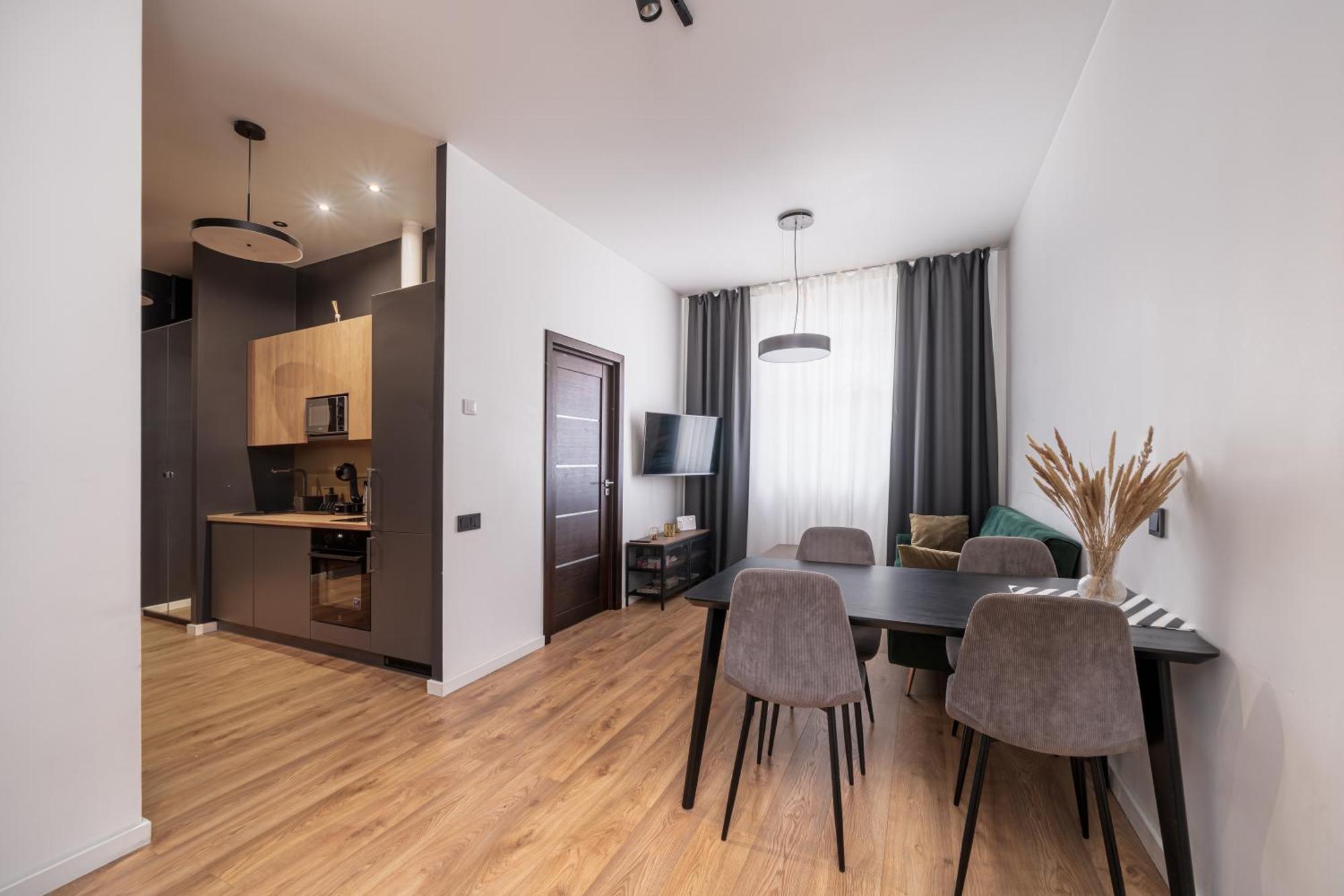 Lienes Iela Gem 1Br Apartment With Fireplace In Historic Unesco Center 리가 외부 사진