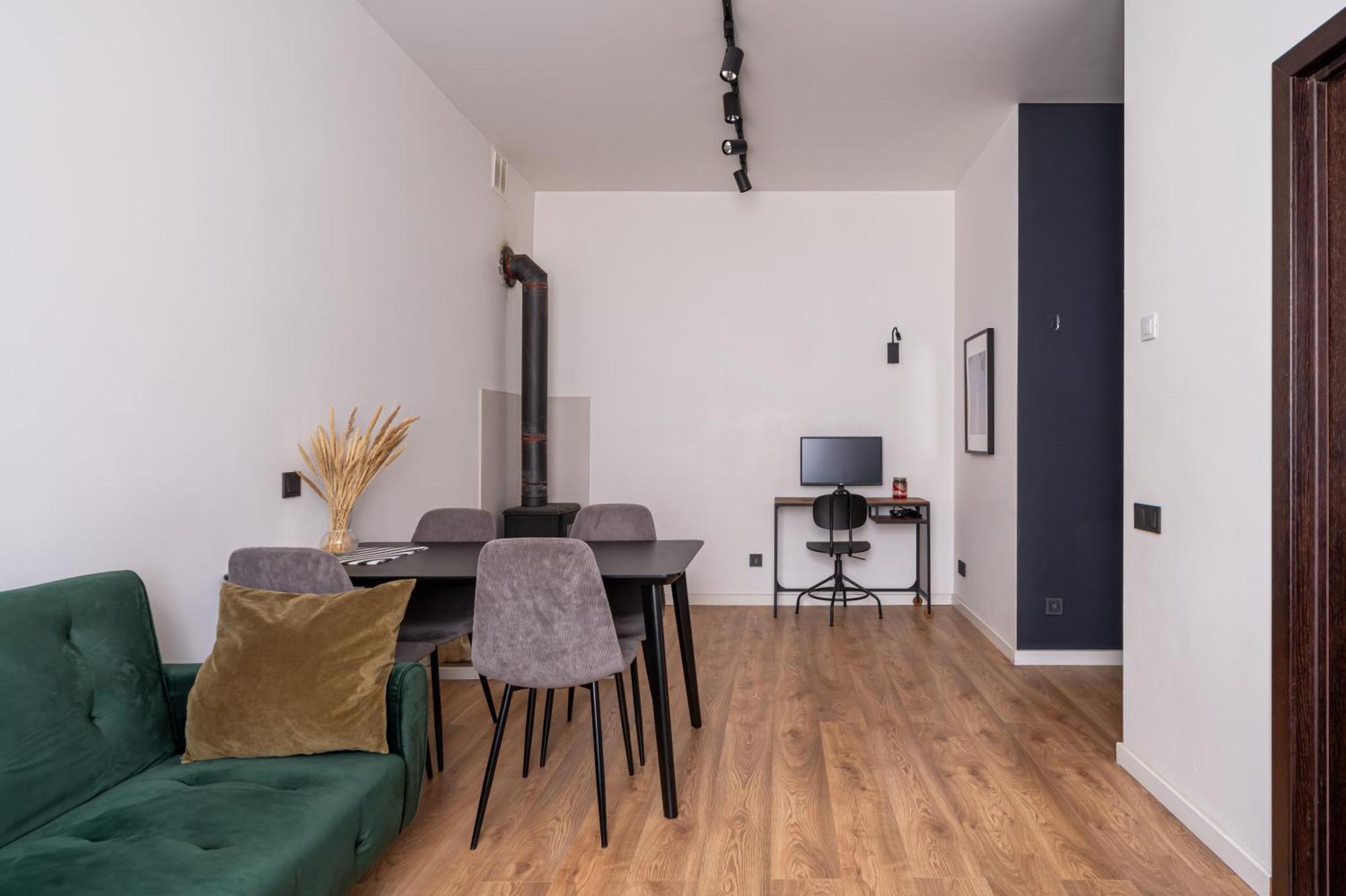 Lienes Iela Gem 1Br Apartment With Fireplace In Historic Unesco Center 리가 외부 사진