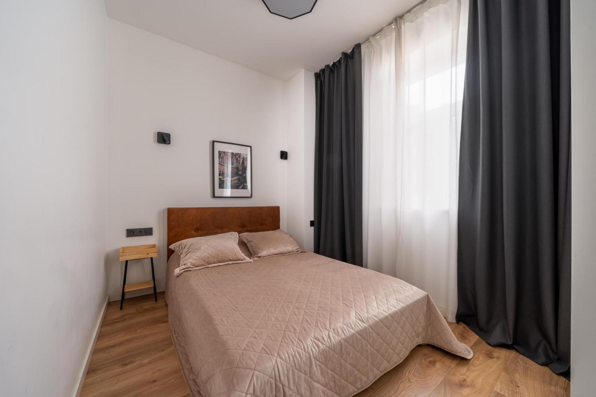 Lienes Iela Gem 1Br Apartment With Fireplace In Historic Unesco Center 리가 외부 사진